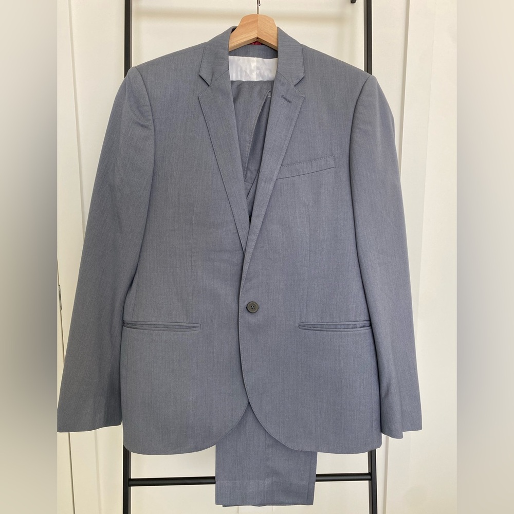 Men's Gray 3-Piece Suit